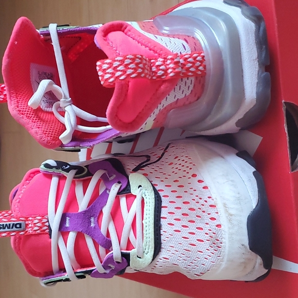 Nike React Vision [GS] - Picture 8 of 9